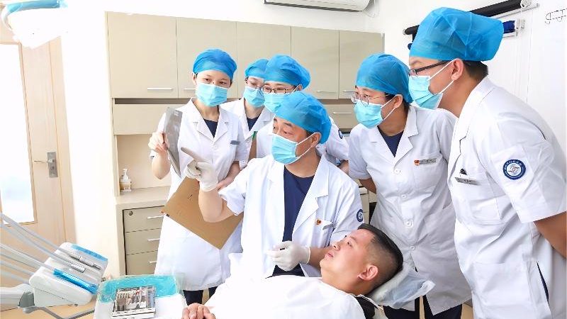 上海全瓷牙医院对比测评：如何挑选最适合您的治疗方案